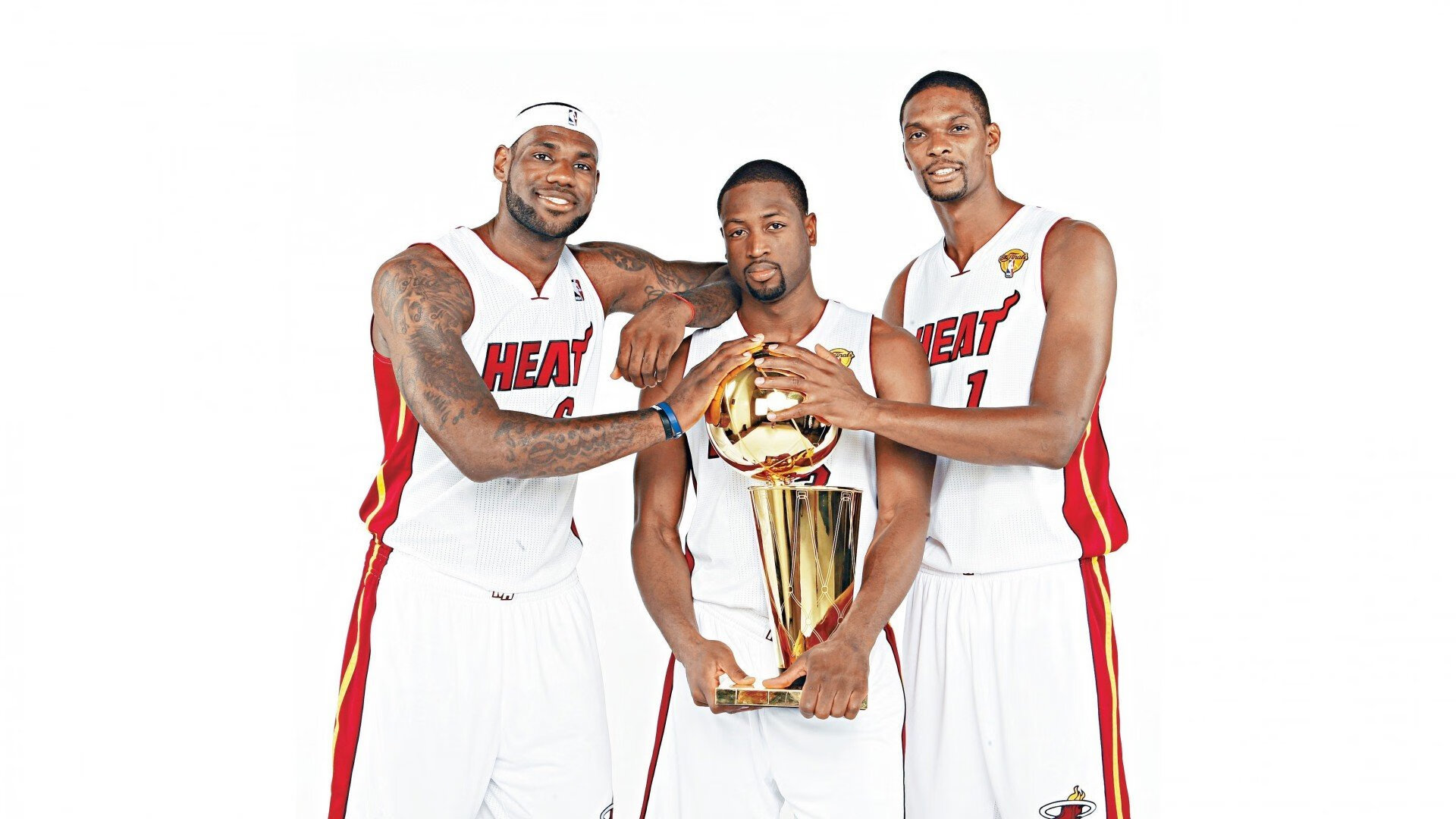 法甲:巴黎持续高歌猛进,3-0完胜南特,法甲巴黎队